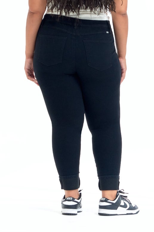 Plus Size Roll Cuff Jean in Black - Sweet Cokie