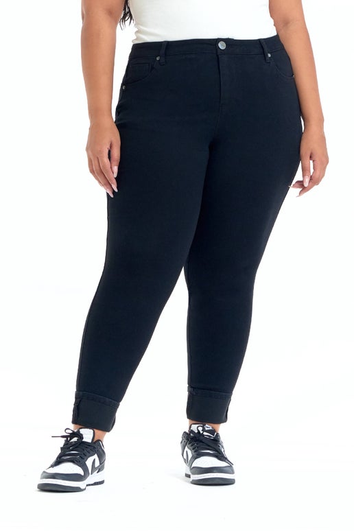 Plus Size Roll Cuff Jean in Black - Sweet Cokie
