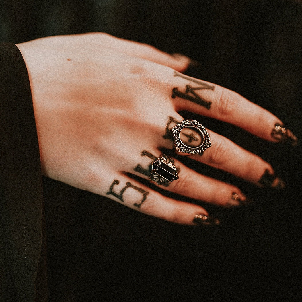 Repent Medieval Black Gemstone Ring - Sweet Cokie