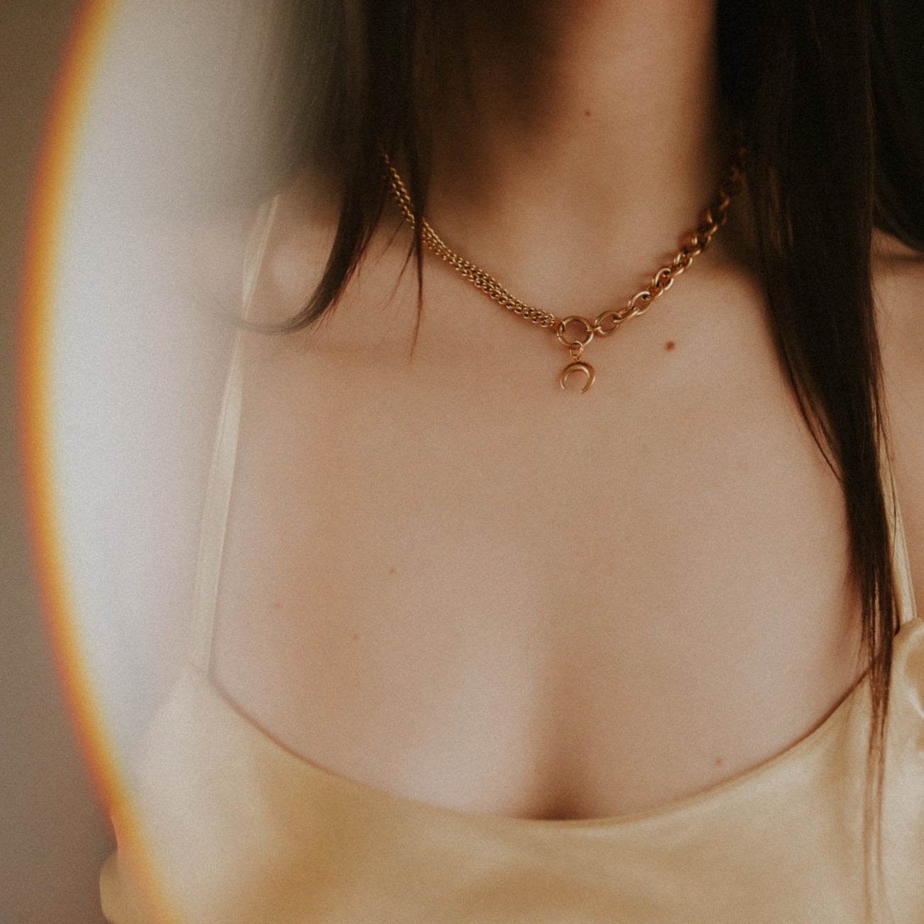 Selene Gold Crescent Moon Necklace - Sweet Cokie