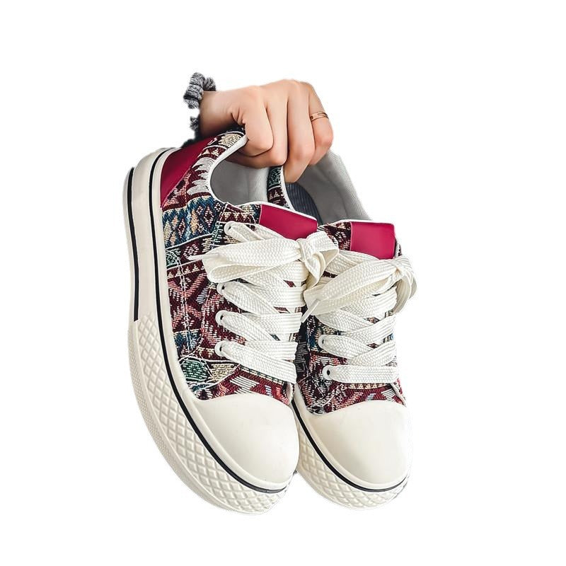 Casual Graffiti Embroidered Canvas Shoes - Sweet Cokie 