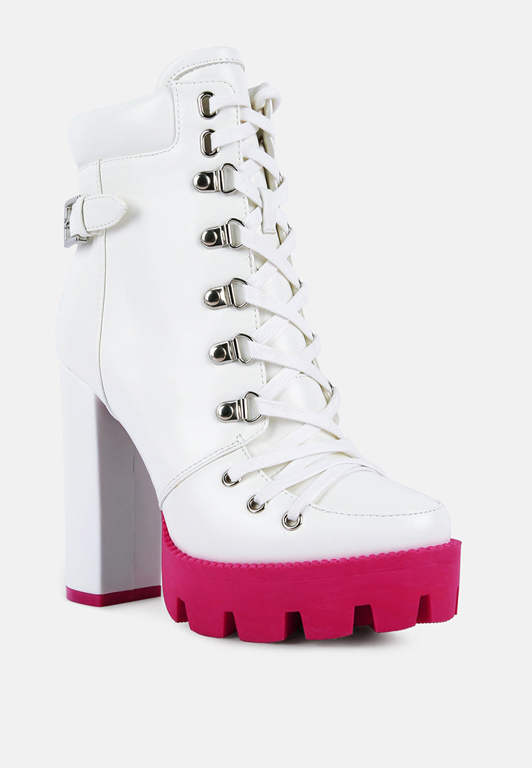 Larch Cushion Collared Biker Boots - Sweet Cokie 