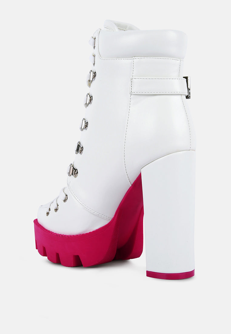 Larch Cushion Collared Biker Boots - Sweet Cokie 