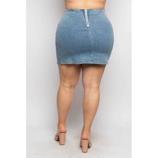 PLUS SIZE SIDE SLIT BACK ZIP DENIM MINI SKIRT