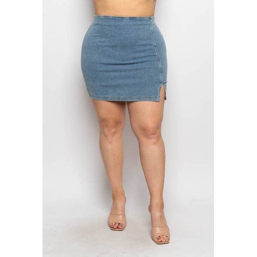 PLUS SIZE SIDE SLIT BACK ZIP DENIM MINI SKIRT