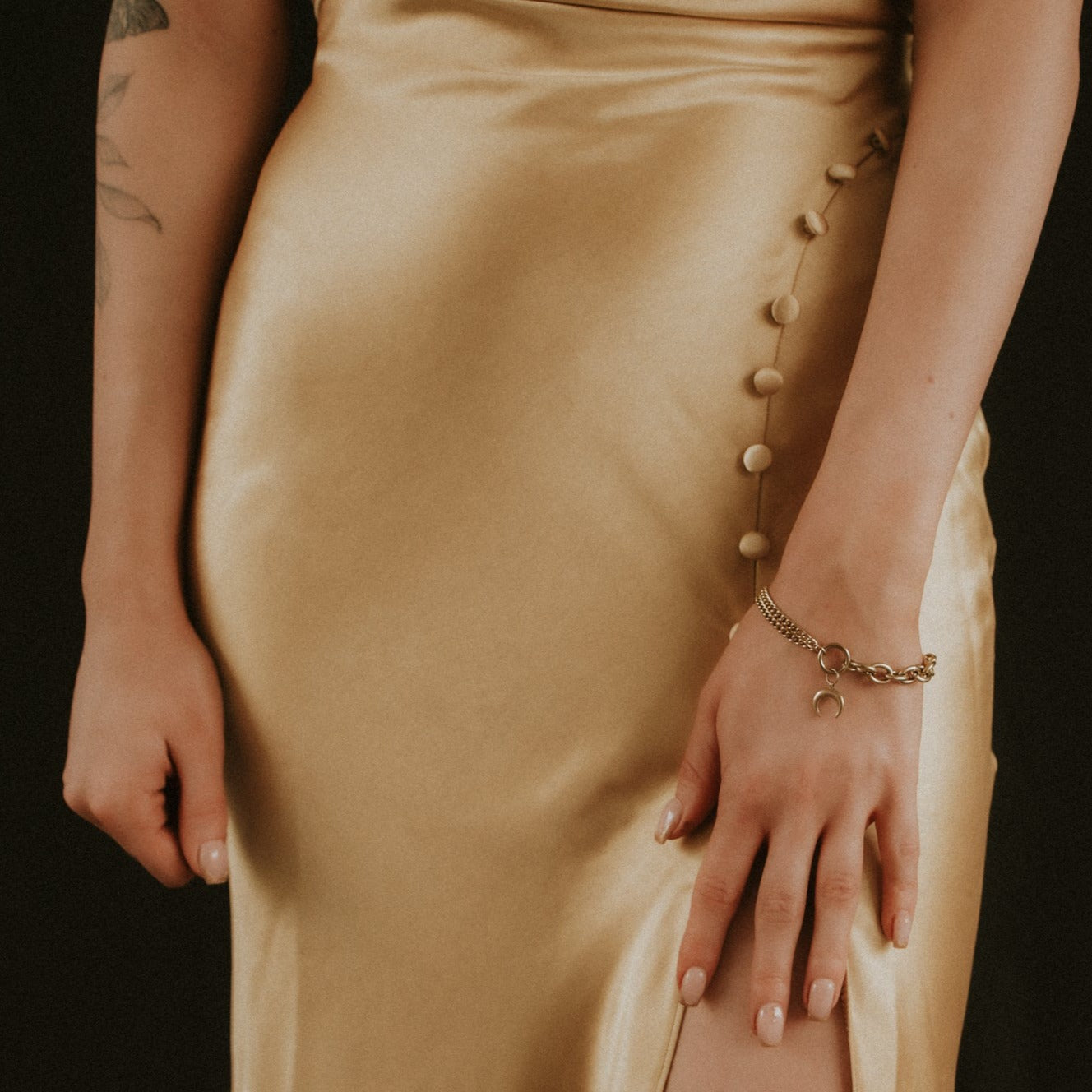 Selene Gold Crescent Moon Bracelet - Sweet Cokie 